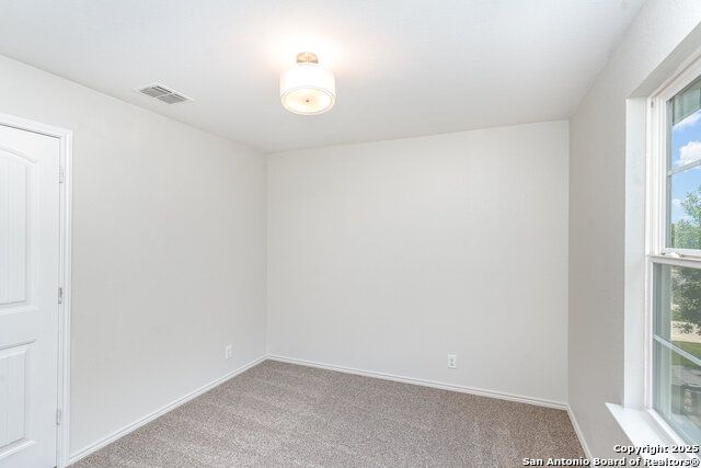 Image 22 of 27 For 8322 Hudson Holw