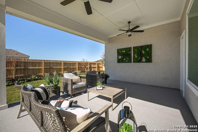 Listing photo id 9 for 2715 Vistablue Ln