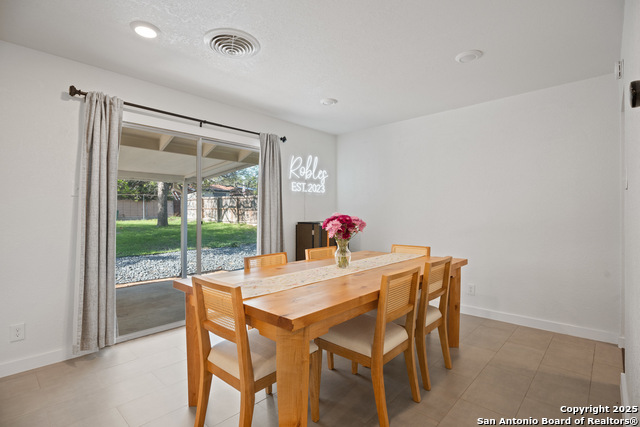 Image 13 of 30 For 2727 Belvoir