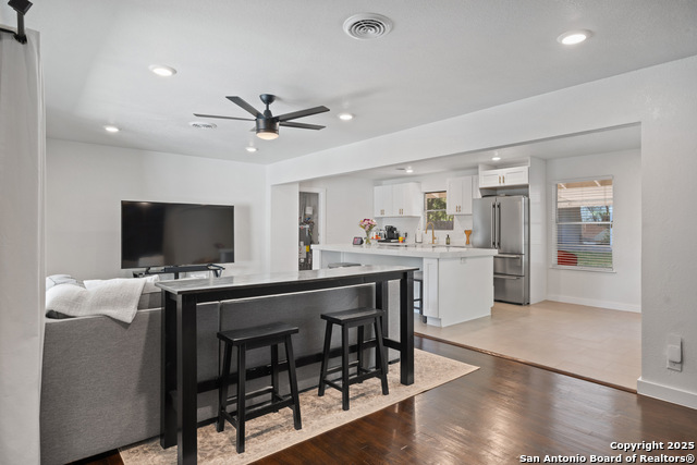 Image 6 of 30 For 2727 Belvoir