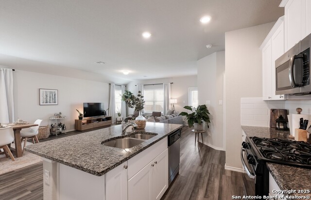 Image 8 of 27 For 8156 Dublin  