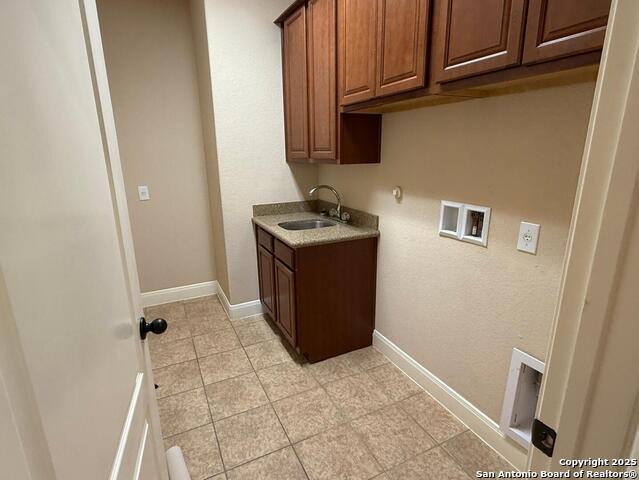 Image 14 of 23 For 522 Blue Springs