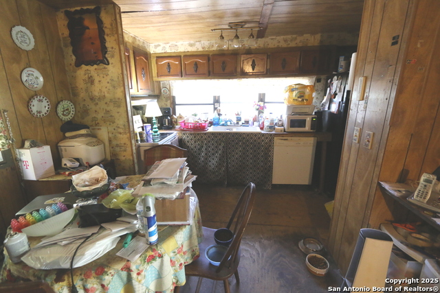 Image 20 of 35 For 714 Wickford Way