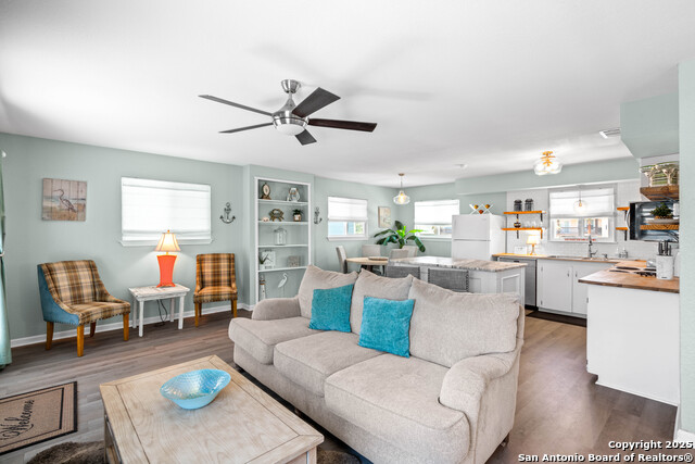 Image 7 of 28 For 1016 S Magnolia St