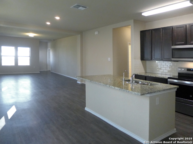 Image 5 of 18 For 10807 Fox Trot Way