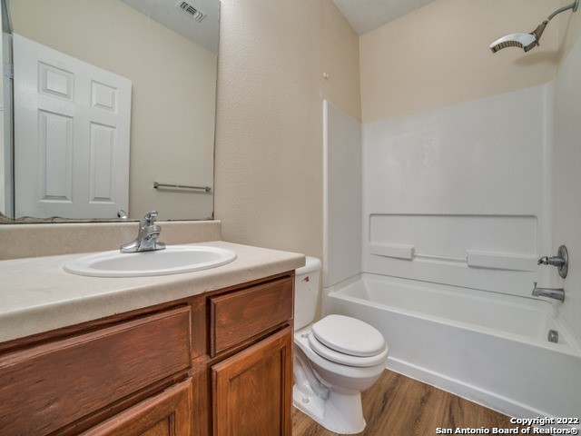 Image 15 of 19 For 5714 Golf Heights  1