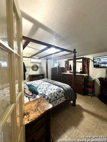 Listing photo id 11 for 2427 Fm 462