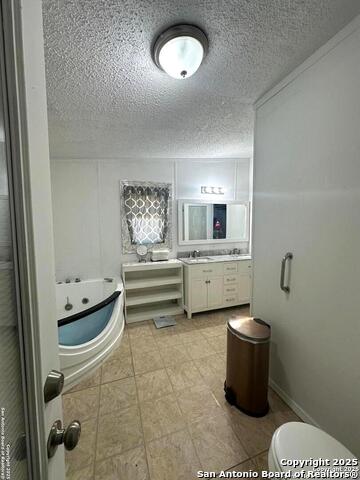 Listing photo id 15 for 2427 Fm 462