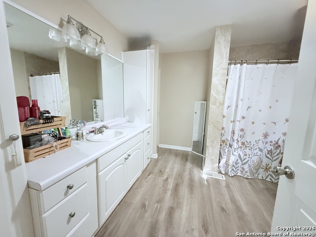 Listing photo id 12 for 11943 Manzanita