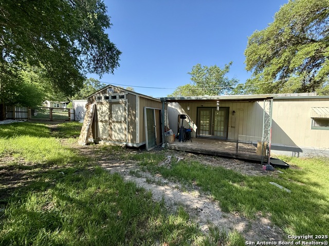 Listing photo id 17 for 11943 Manzanita