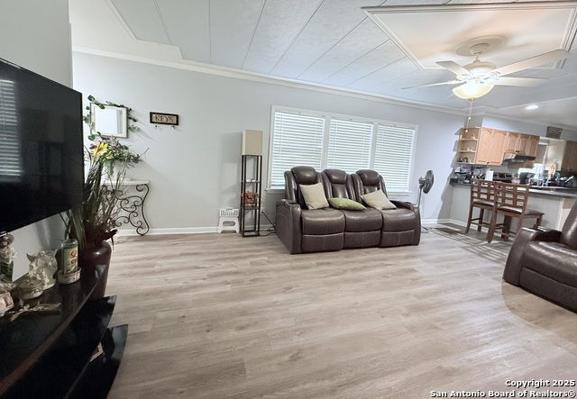 Listing photo id 6 for 11943 Manzanita