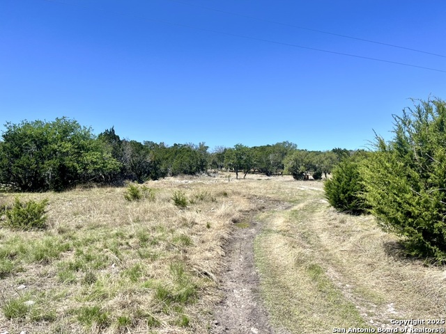 Listing photo id 24 for 00 Pr  