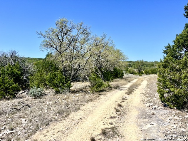 Listing photo id 44 for 00 Pr  