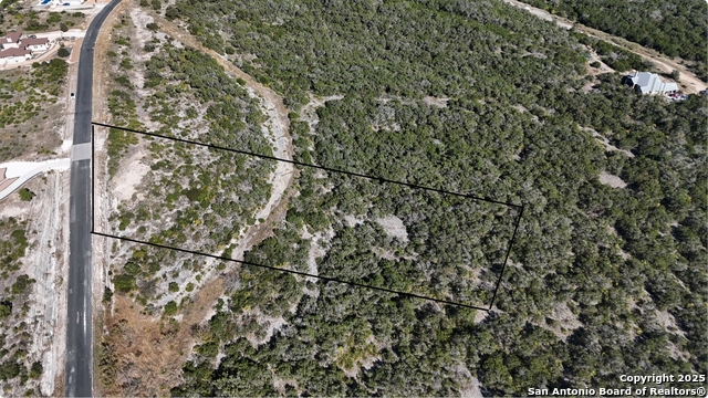 Listing photo id 0 for 1142 Pr 2771 Private Road