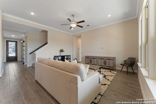 Image 11 of 15 For 423 Montessa Park
