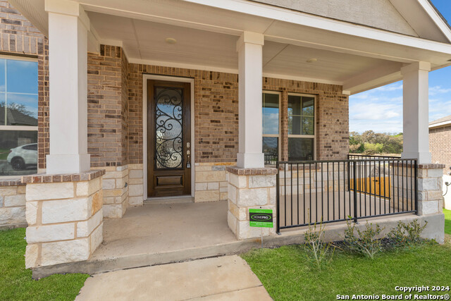 Image 4 of 15 For 423 Montessa Park