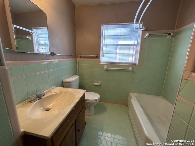 Image 10 of 12 For 155 Alexander Hamilton Dr  101
