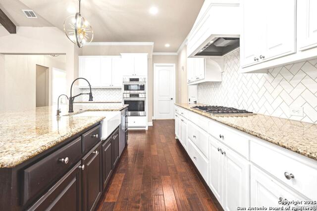 Image 19 of 42 For 17702 Horseman Rd