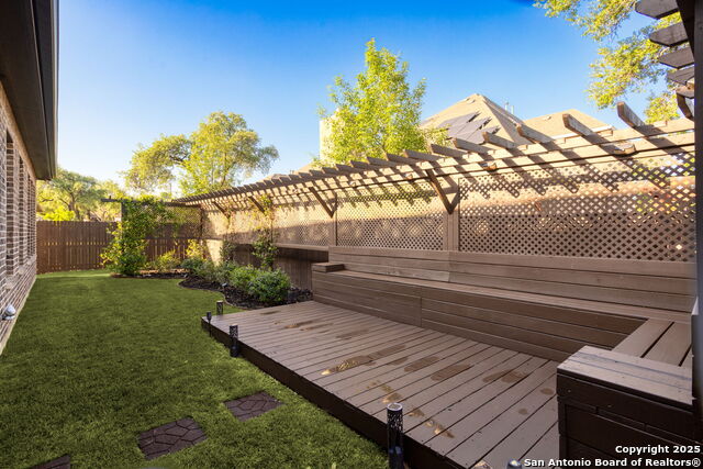 Image 40 of 42 For 17702 Horseman Rd