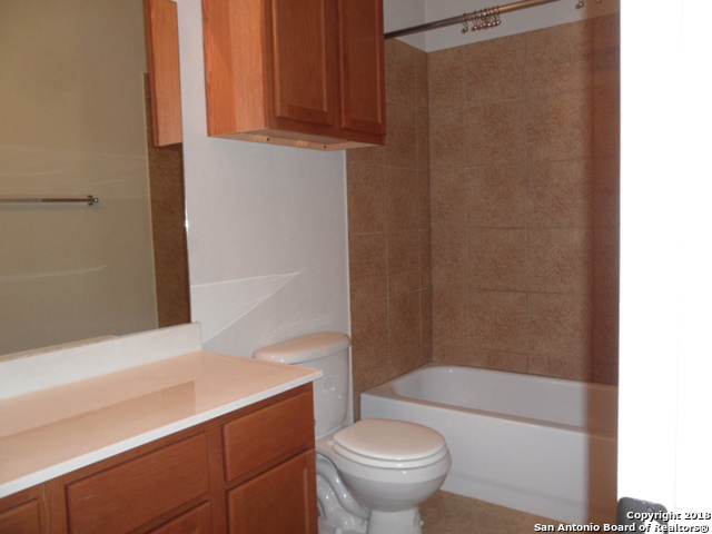 Image 18 of 21 For 7619 Mission Ledge