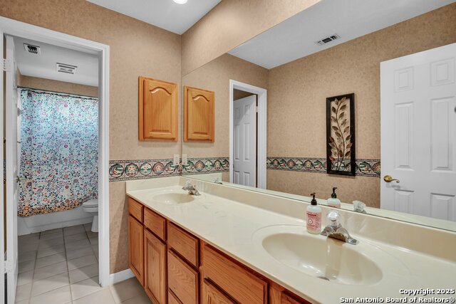 Image 11 of 35 For 8114 Pimlico Ln