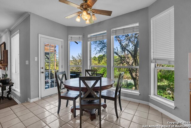 Image 6 of 35 For 8114 Pimlico Ln