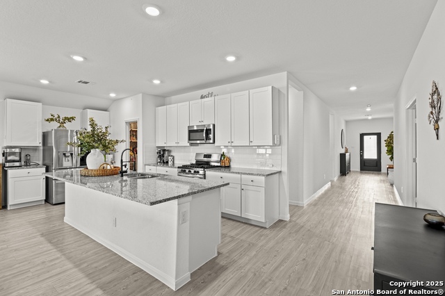 Image 12 of 52 For 31762 Nimbus Dr