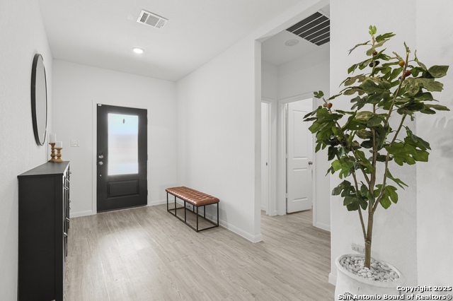 Image 6 of 52 For 31762 Nimbus Dr