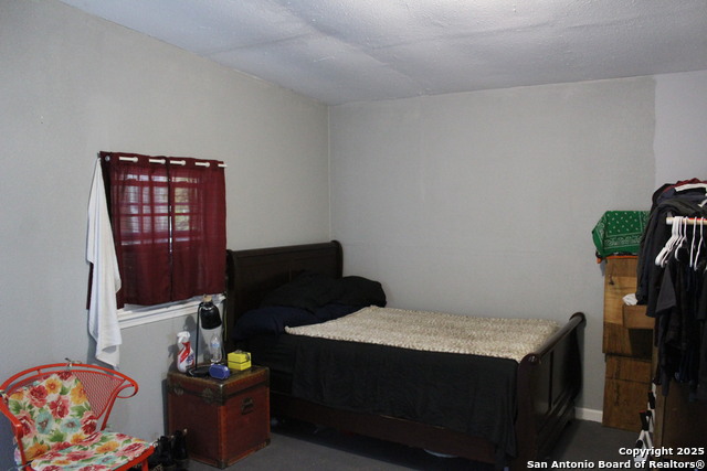 Listing photo id 6 for 203 Forrest Ave