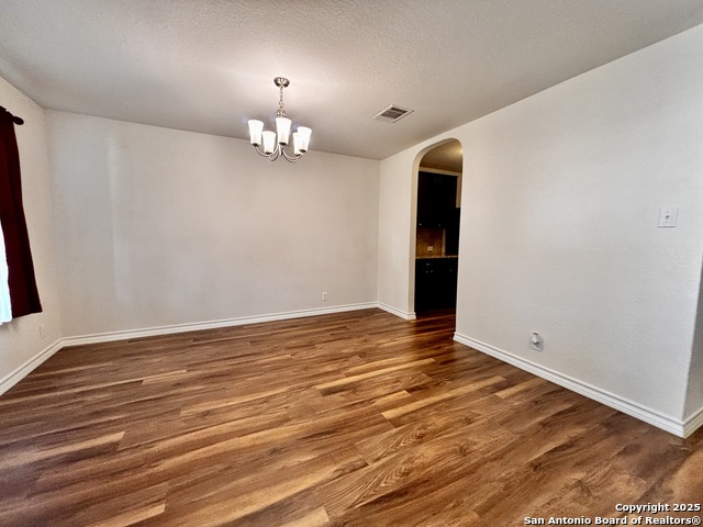 Image 9 of 20 For 220 Grand Rapids