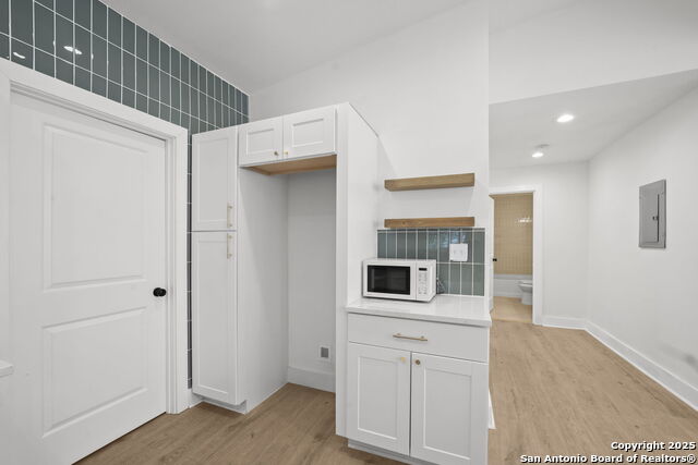 Image 13 of 41 For 725 Westfall Ave