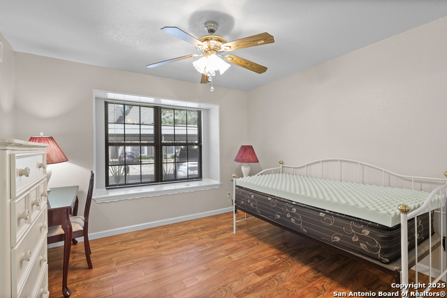 Listing photo id 17 for 14911 Wunderlich  1407