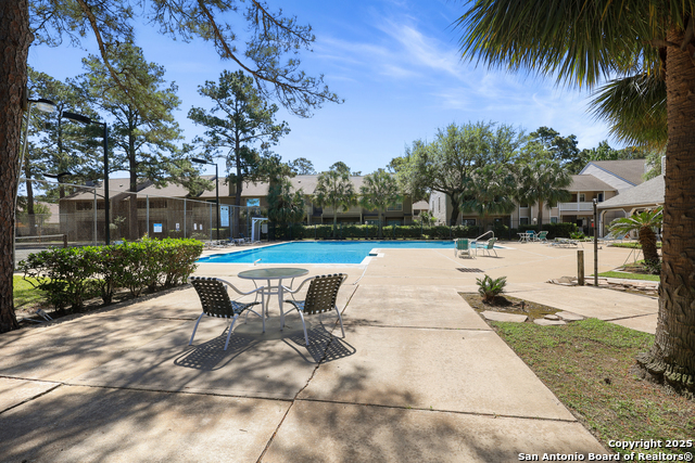 Listing photo id 4 for 14911 Wunderlich  1407