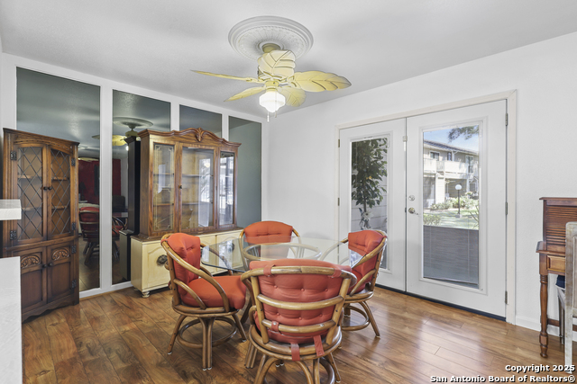 Listing photo id 7 for 14911 Wunderlich  1407