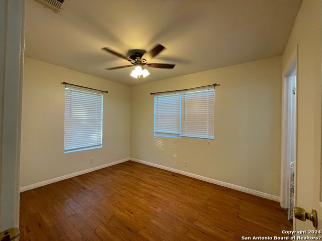 Image 4 of 11 For 3906 Cotton Gin Rd