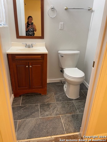 Image 5 of 11 For 3906 Cotton Gin Rd