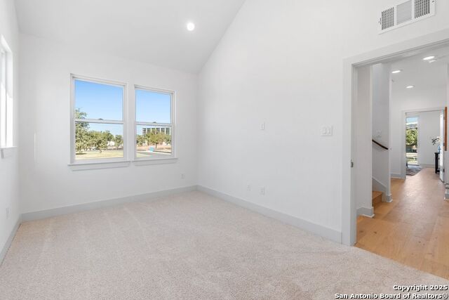 Image 15 of 33 For 554 Mcmonigal Pl