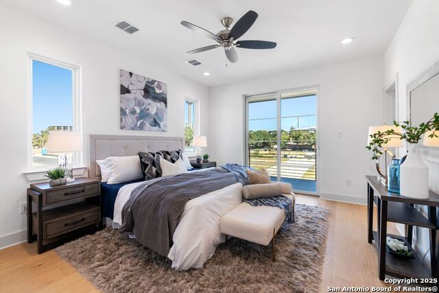 Image 18 of 33 For 554 Mcmonigal Pl