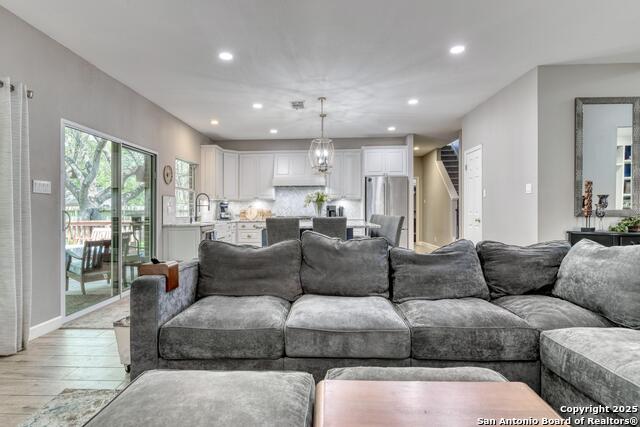 Image 10 of 47 For 68 Spring Lake