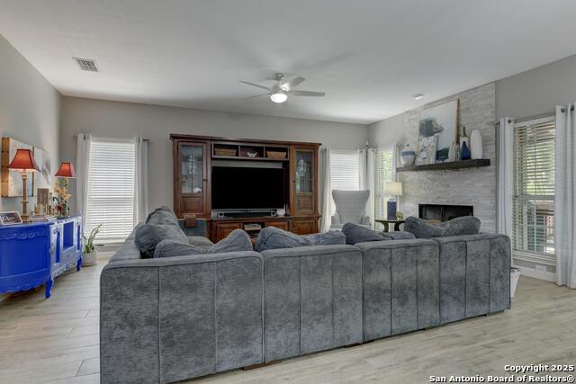 Image 7 of 47 For 68 Spring Lake