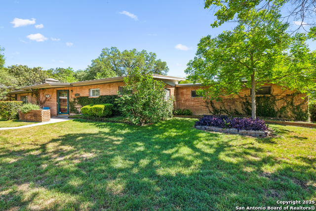 Details for 800 Eventide, Terrell Hills, TX 78209