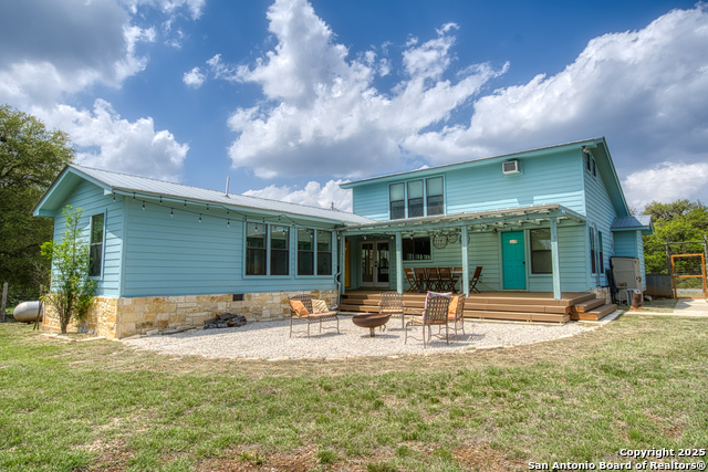 Listing photo id 38 for 2700 Little Creek