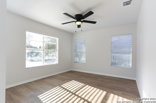 Image 10 of 15 For 143 Loma Park Dr
