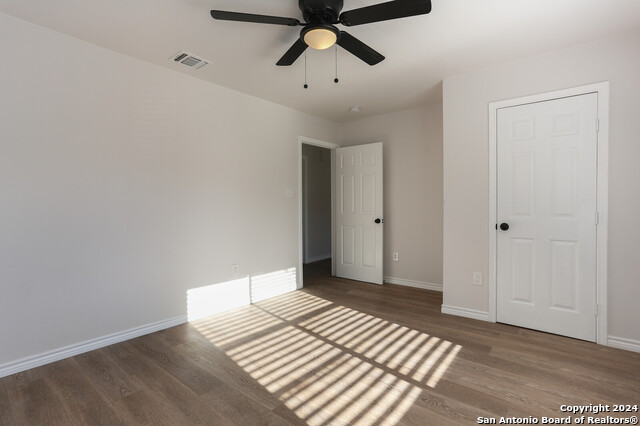 Image 11 of 15 For 143 Loma Park Dr