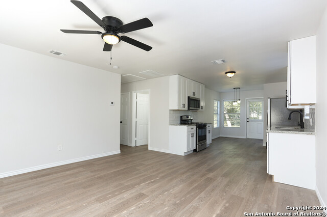 Image 6 of 15 For 143 Loma Park Dr