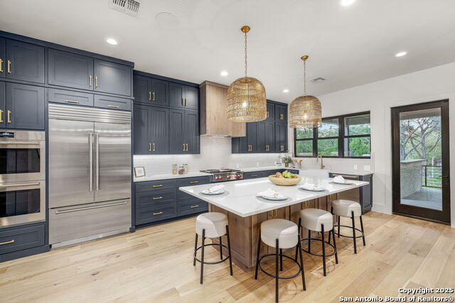 Listing photo id 15 for 232 Riverfront