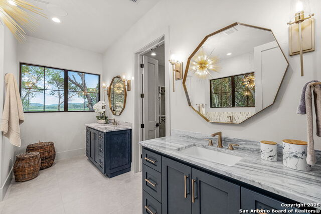 Listing photo id 22 for 232 Riverfront