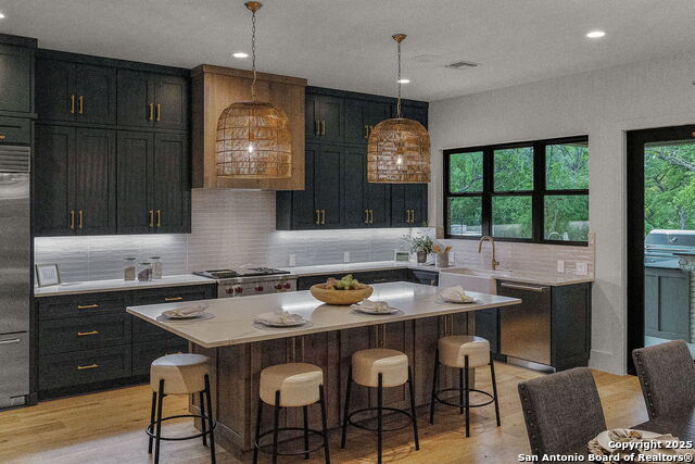 Listing photo id 33 for 232 Riverfront