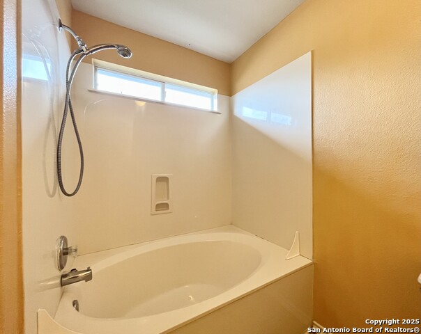 Listing photo id 19 for 6819 Cutting Creek