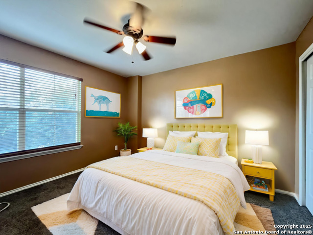 Listing photo id 3 for 6819 Cutting Creek